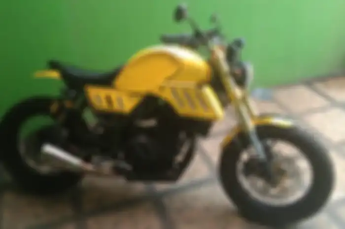 Modifikasi total Kawasaki Ninja 250, memakai aliran scrambler