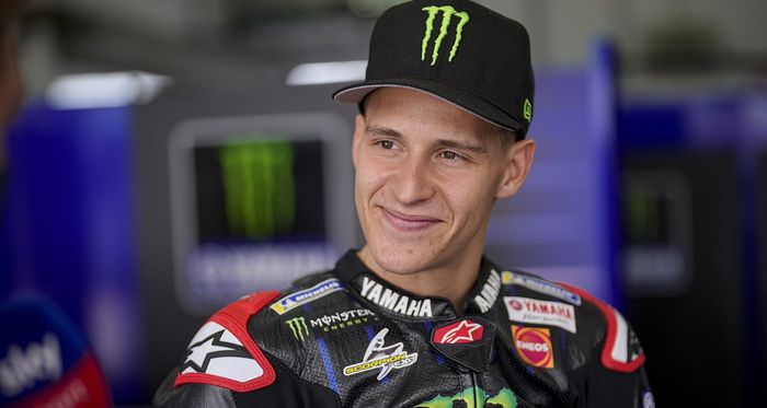 Pembalap Monster Energy Yamaha, Fabio Quartararo, saat peluncuran tim untuk MotoGP 2022 di Sirkuit Sepang, Malaysia, 4 Februari 2022.