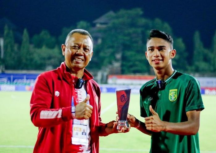 Marselino Ferdinand merupakan salah satu alumni dari Kompetisi Internal Klub Persebaya yang dipanggil Timnas Indonesia