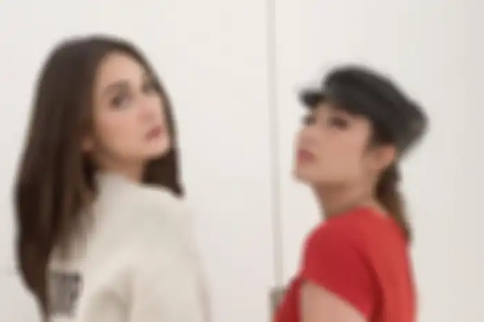 Luna Maya dan Ayu Dewi
