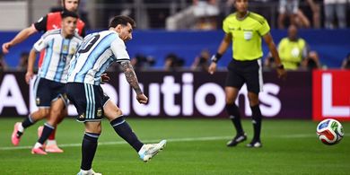 Legenda Man United Frustrasi: Rekor Lionel Messi di Piala Dunia Tidak Sah!
