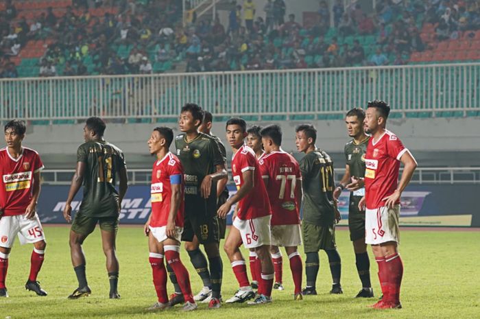 Laga Tira Persikabo Vs Badak Lampung FC di Stadion Pakansari, Kabupaten Bogor, Sabtu (18/5/2019).