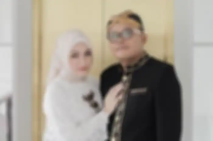 Potret pre-wedding Sule dan Nathalie Holscher.