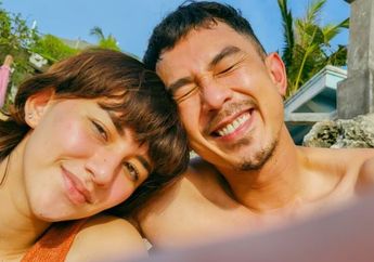 Sempat Diterpa Isu Selingkuh dengan Lawan Main, Fandy Christian Kini Rayakan Natal 2023 dengan Dahlia Poland dan Anak