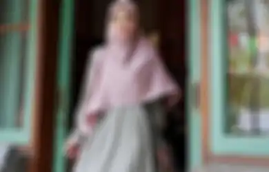 5 Gamis Syari Warna Pastel Buat Baju Lebaran 2023 #PowerUpRamadan
