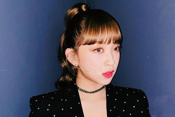 Gaya rambut anti boring ala Dita Karang