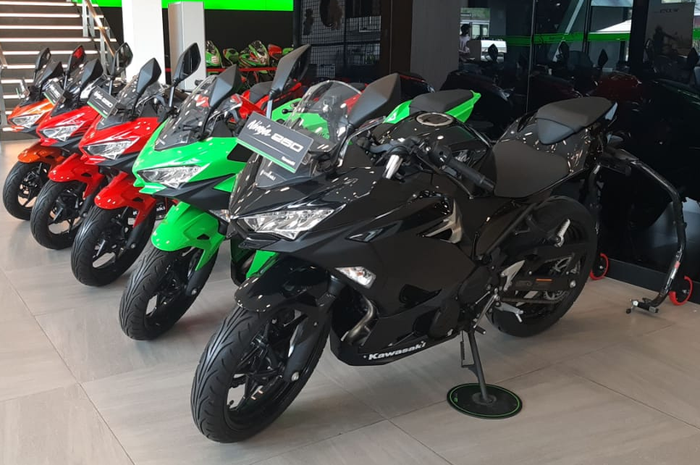 Kawasaki Ninja 250 masuk nominasi MOTOR Plus Award 2019