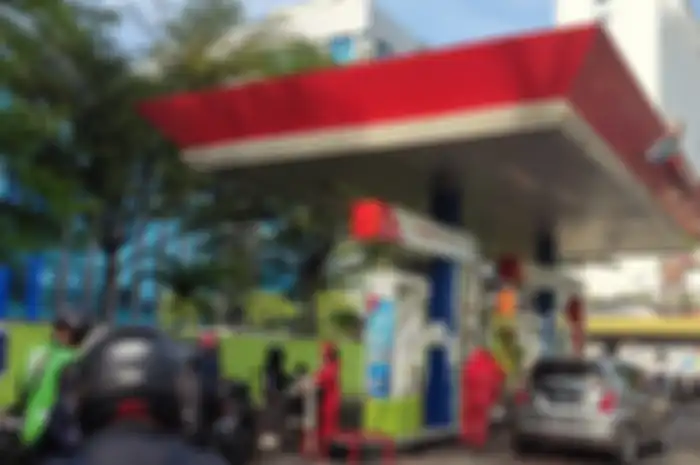Ilustrasi Pengisian Bahan Bakar Pertalite Menggunakan Aplikasi MyPertamina