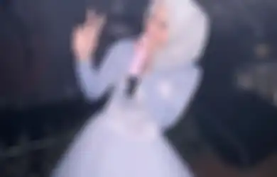 Putri Delina Pakai Gaun Mirip Punya Ariana Grande di Pesta Ulang Tahun