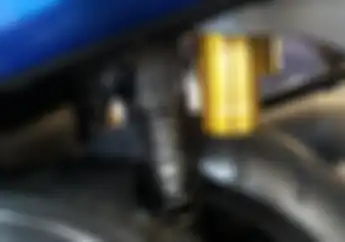 Sok Belakang Yamaha NMAX Baru Enggak Bisa Dipasang di NMAX Lama?