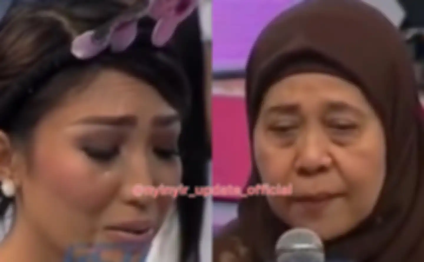 Ayu Dewi dan mendiang sang ibu