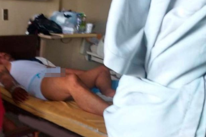 Dia mengalami ereksi selama tiga hari hingga akhirnya dia harus dilarikan ke rumah sakit untuk mendapatkan pertolongan.