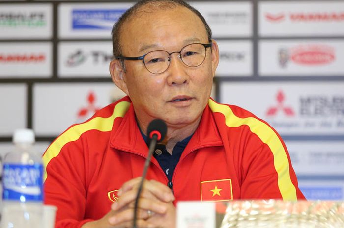 Pelatih Timnas Vietnam, Park Hang-seo, dalam konferensi pers menjelang tampil di Piala AFF 2022.