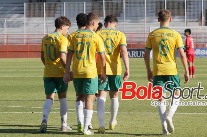 Timnas U-19 Australia memetik kemenangan atas Timnas U-19 Laos di matchday pertama fase Grup B ASEAN Cup U-19 2024, Kamis (18/7/2024).