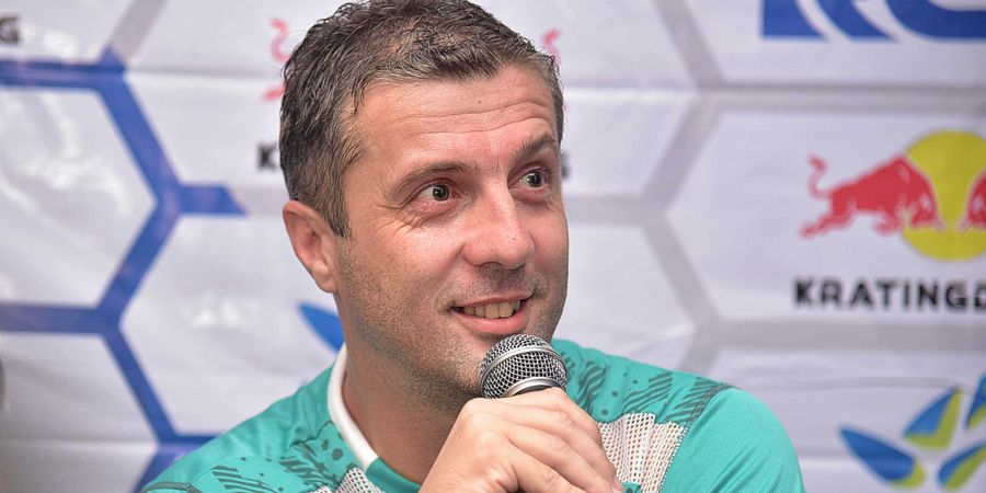 Persib Selalu Kebobolan dalam Dua Laga Terakhir, Miljan Radovic: Wajar