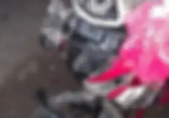 Jalur Jombang Macet Total, Honda Supra Hancur Diseruduk Mobil Pikap, Darah Berceceran