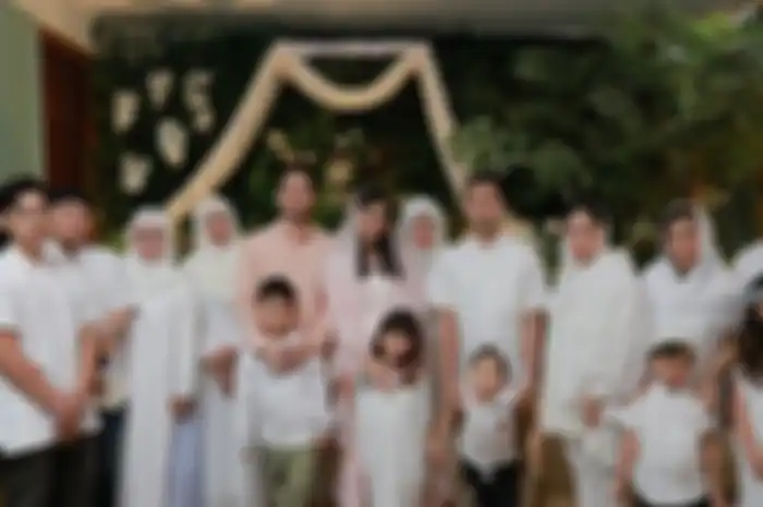 Keluarga besar Raffi Ahmad.
