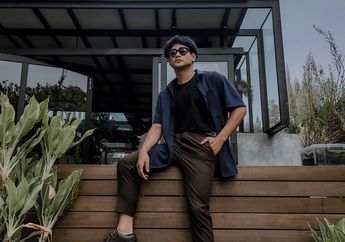Kerap Gonta Ganti Model Rambut, Ternyata Dwi Andhika Pangkas Sendiri