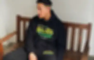 Gebet Thanksinsomnia, Adrian Khalif Rilis Merchandise Khilove