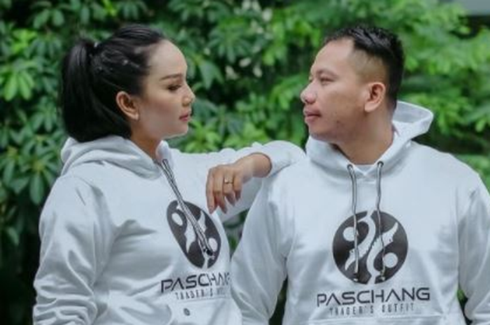 Kalina Ocktaranny Gigit Jari, Vicky Prasetyo Ternyata Punya Anak Hasil Hubungan Gelap dengan Pesinetron Ini, Sang Gladiator Akui Fakta Mencengangkan