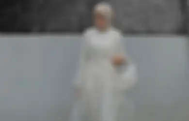 5 Model Outer Putih Modis Buat Baju Lebaran 2023 #PowerUpRamadan