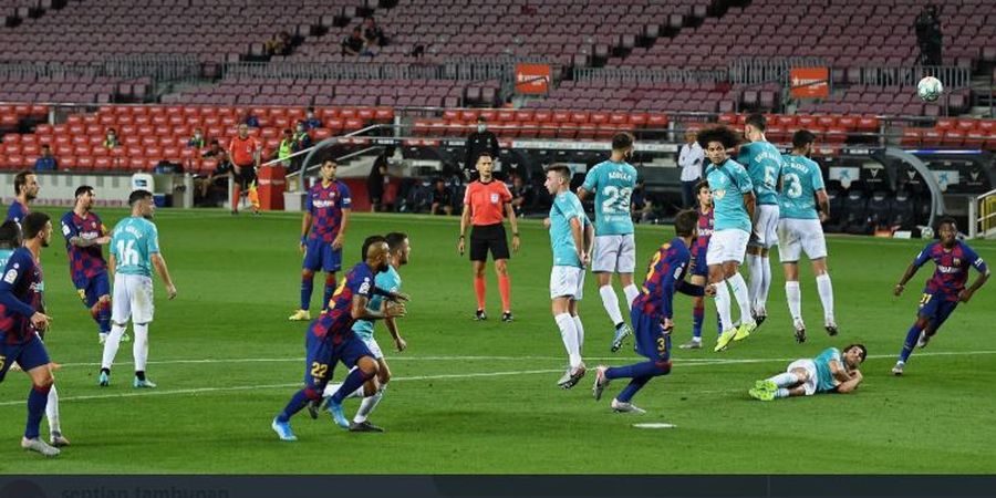 VIDEO - Lionel Messi Cetak Gol Freekick Pisang, 1 Pemain Lawan Sia-sia Tiduran