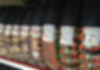 Bener Gak Sih, Ban dengan Coakan Banyak Cuma Khusus Buat Motor Harian