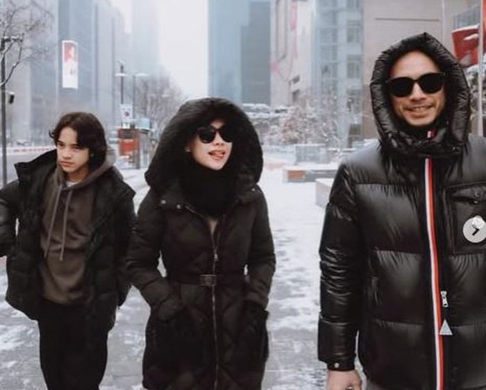 Momen BCL liburan ke Korea