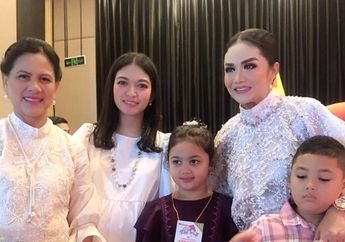 Tampil Anggun di Kehamilan Kedua, Selvi Ananda Kenakan Outfit Monokrom Senilai Rp 300 Juta Sekali Jalan