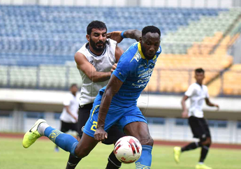 Ingin Kembal ke Persib, Eks Ajax Rela Tolak Tawaran Main di Serie B Italia