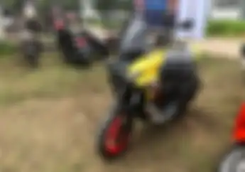 Bagasi Aprilia SR-GT 200 Lumayan Lega, Pas Untuk Barang Bawaan Saat Touring