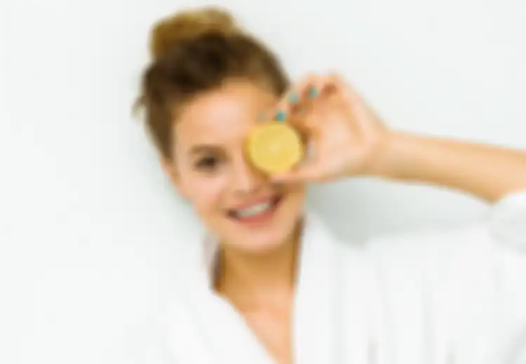Meski Lemon Baik untuk Masker di Wajah, Faktanya ada Efek Samping yang Bikin Kulit Terasa Perih