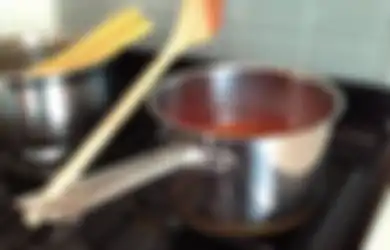 Sering Jadi Senjata Andalan Ibu-ibu di Dapur, Panci Aluminium Ternyata Bisa Sebabkan Racun Jika Digunakan untuk Memasak, Begini Penjelasannya!