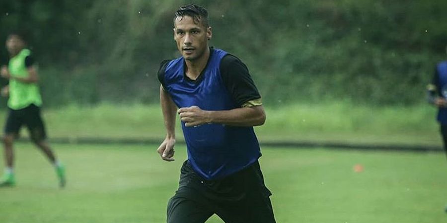 Ada Raphael Maitimo di Daftar Pemain PSM untuk Hadapi Persija, Ini Penjelasannya