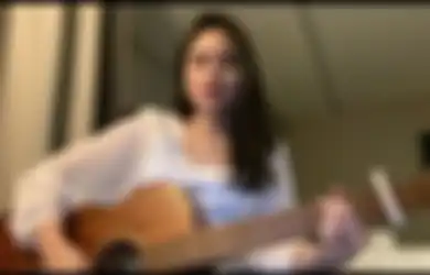 Tissa Biani Posting Video Lagi Gitaran di Instagram, Netizen: 'Akhirnya Cover Lagi'