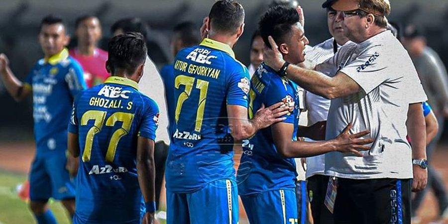 Persib Dibayangi Rekor Positif Ketika Bersua PSM Makassar di Bandung