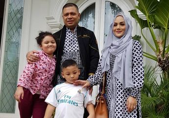 Doa dan Harapan Krisdayanti di Momen Kelulusan Si Bungsu, Kellen Alexander Lemos