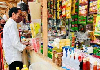 Jelang Puasa Ramadan 2022, Presiden Jokowi Blusukan ke Pasar Tradisional untuk Cek Ketersediaan dan Harga Sembako