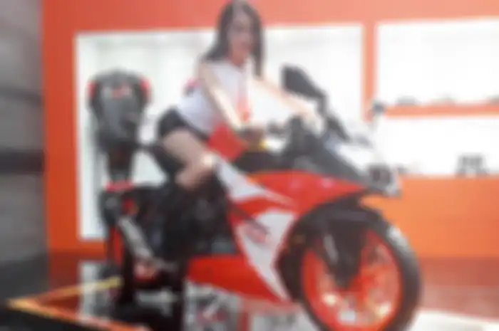 KTM RC250 SE Side Exhaust Version