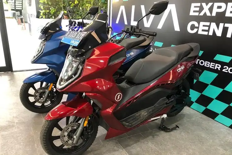 Siap-siap Pemilik Motor Listrik Wajib Punya SIM, Hitungan Berdasarkan Jarak Tempuh?