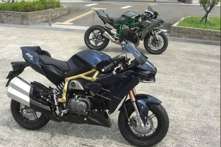 Unik, Di Negara Ini Ada Kawasaki Ninja H2 Versi Minimalis Cuma 125 Cc