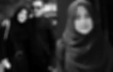 8 Tahun Kepergian Uje, Umi Pipik Justru Bogkar Aib Sang Suami yang Berpoligami, Warganet Ramai-ramai Serang Ibu 4 Anak Ini: Bukannya Didoain Malah Dikuliti!