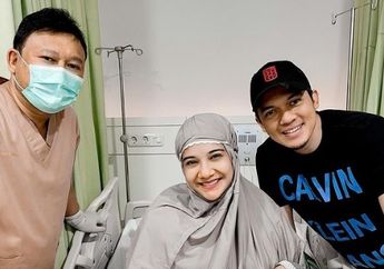 Proses Persalinan Zaskia Sungkar Cuma 15 Menit, Irwansyah Ngaku Sempat Kagok dan Membeku di Ruang Operasi Begitu Dengar Tangisan Anaknya: Tangan Gue Basah Keringetan