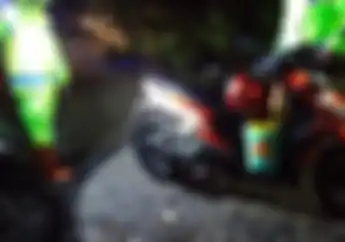 Dua Motor Tabrak Pohon Tumbang Akibat Hujan Deras di Ngawi, Korban Meninggal Dunia