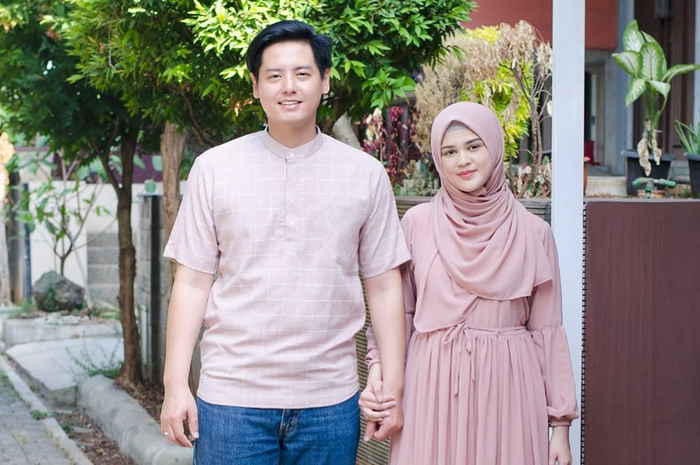 Roger Danuarta dan Cut Meyriska