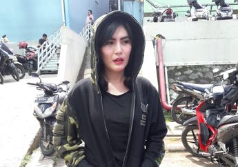 Digosipkan Jadi Orang Ketiga di Antara Billy Syahputra dan Hilda Vitria, Angela Lee: WA dan DM-an Juga Nggak Pernah!