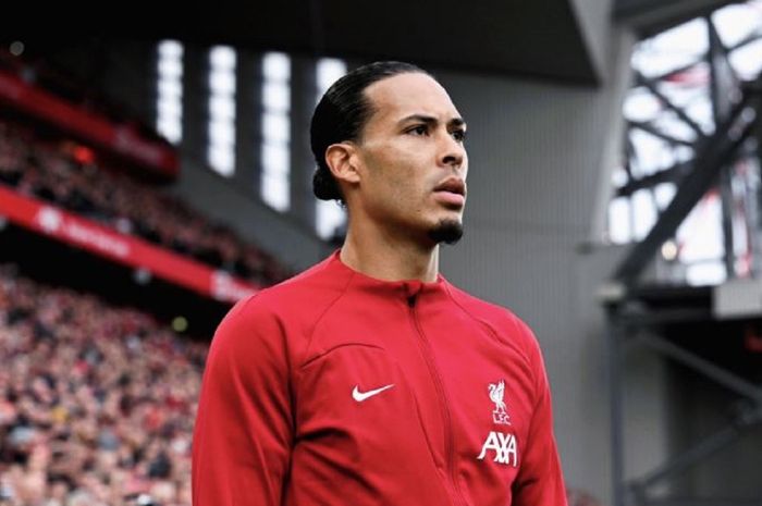 Bek Liverpool, Virgil van DIjk.