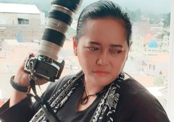 Kini Jadi Paranormal Tersohor, Mbak You Ternyata Punya Hobi Otak-atik Alat Elektronik Sampai Mampu Buat Radio Sendiri