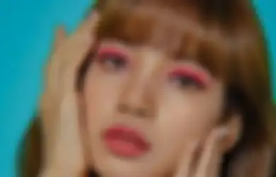 Tak Kunjung Debut, BLINK Minta Agensi Rilis Teaser Solo Lisa BLACKPINK