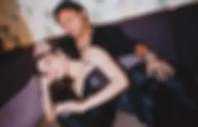 Baper Maksimal! Intip 7 Foto Pelukan Rizky Febian dan Mahalini Raharja
